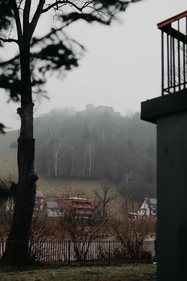 Apartamenty „Nad Popradem” Rytro Exteriör bild