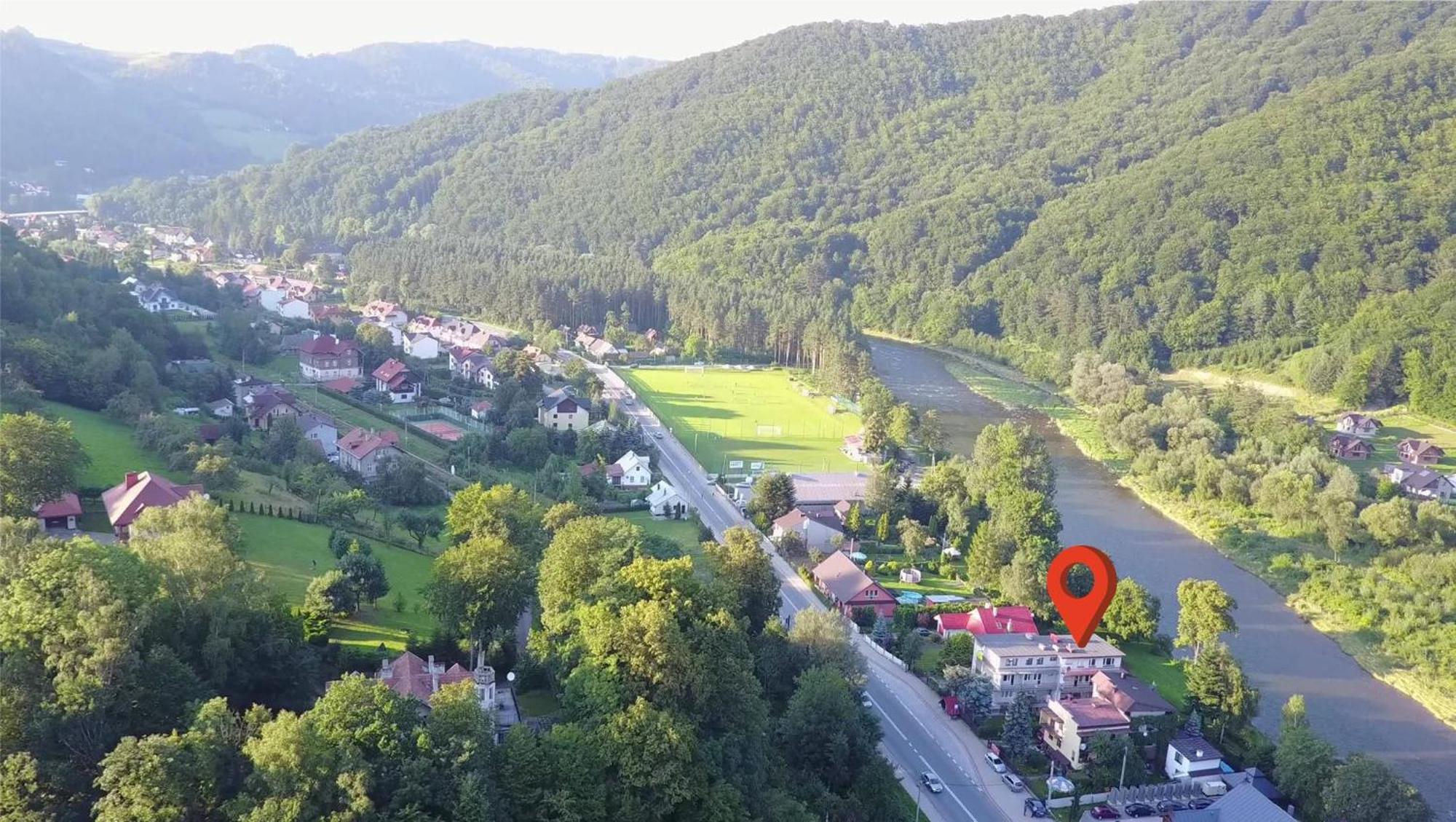 Apartamenty „Nad Popradem” Rytro Exteriör bild